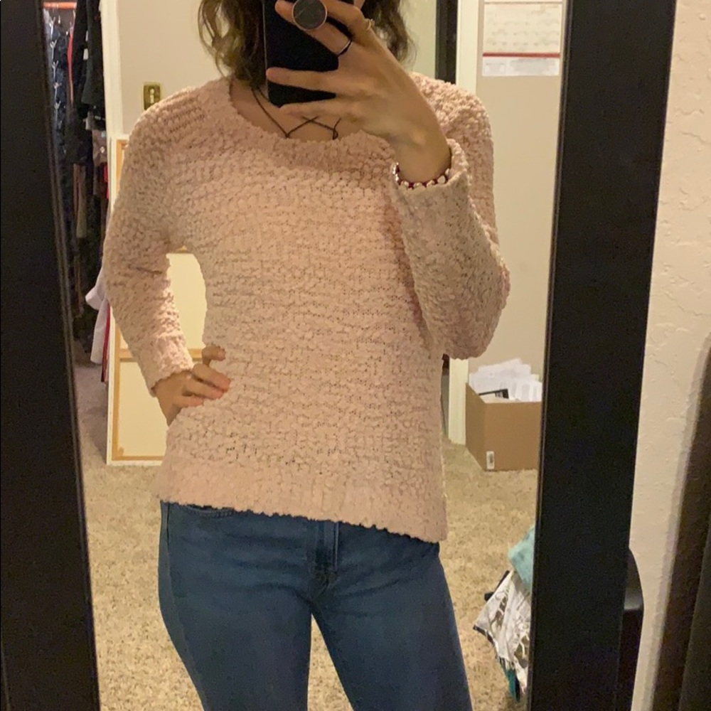 pink sweater